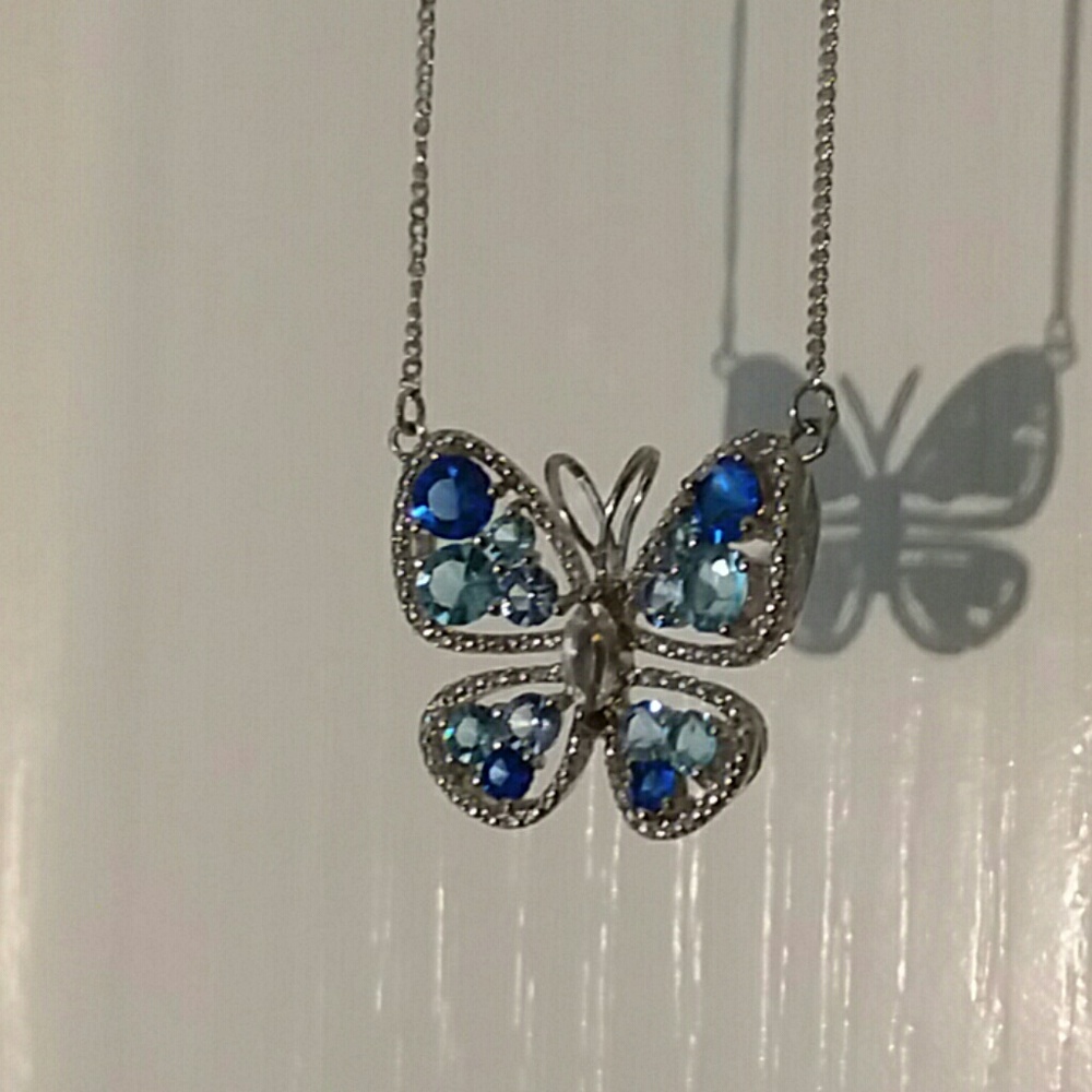 Vera Wang butterfly necklace